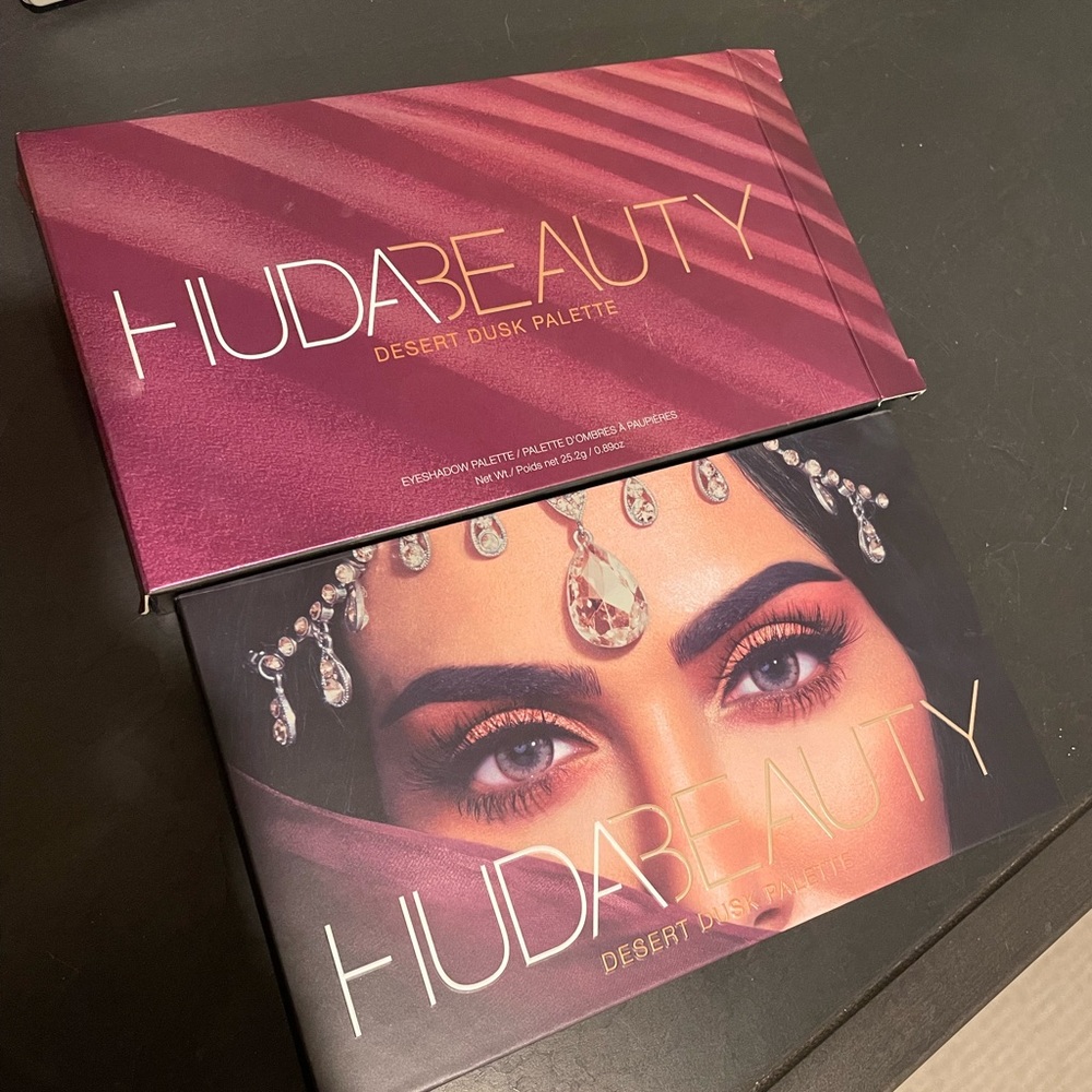 Huda Beauty desert dusk palette